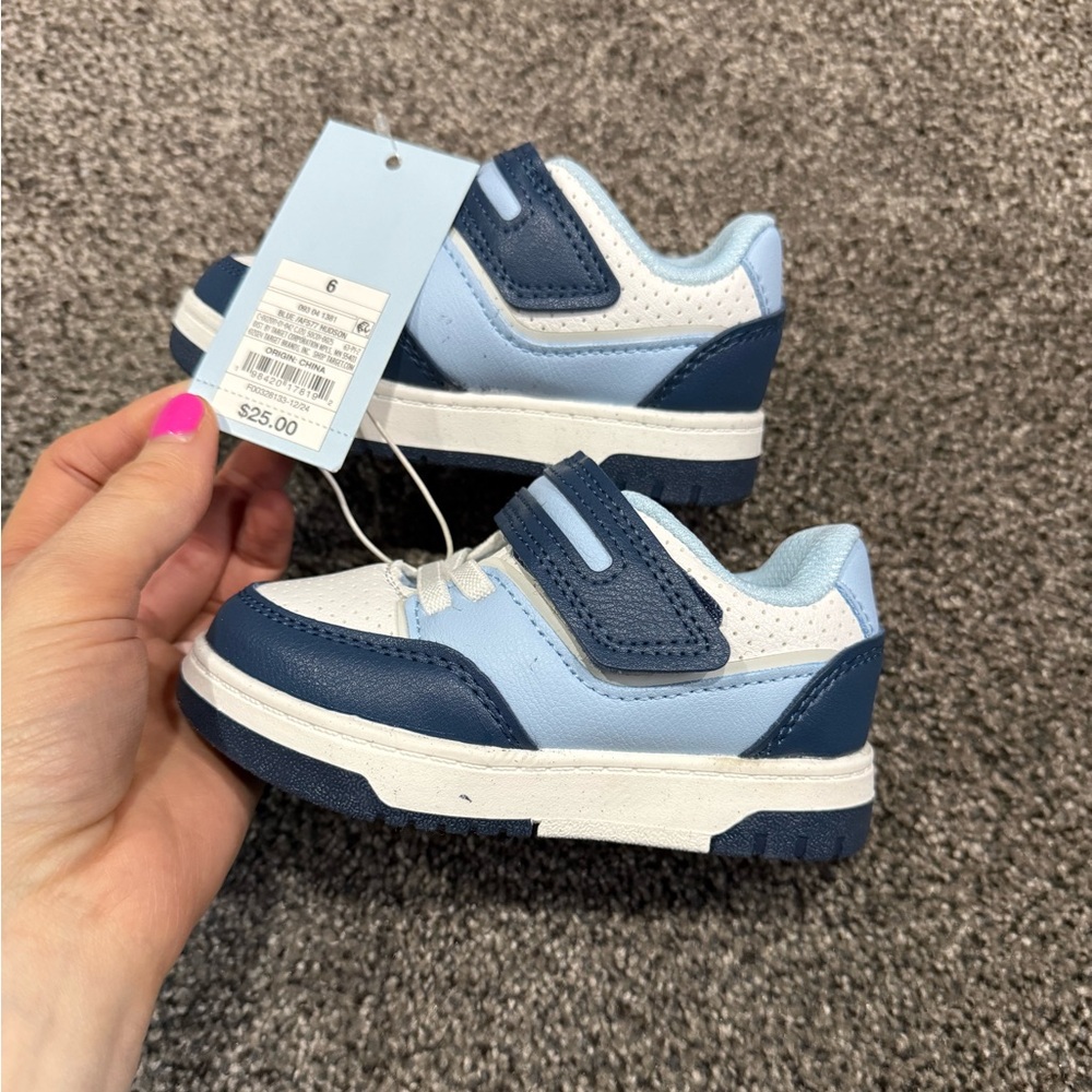 Toddler Cat&Jack Shoes -Size 6 Toddler